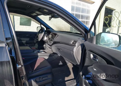 2025 Honda Ridgeline Black Edition z USA, uszkodzony, nr VIN 5FPYK3F84SB040055